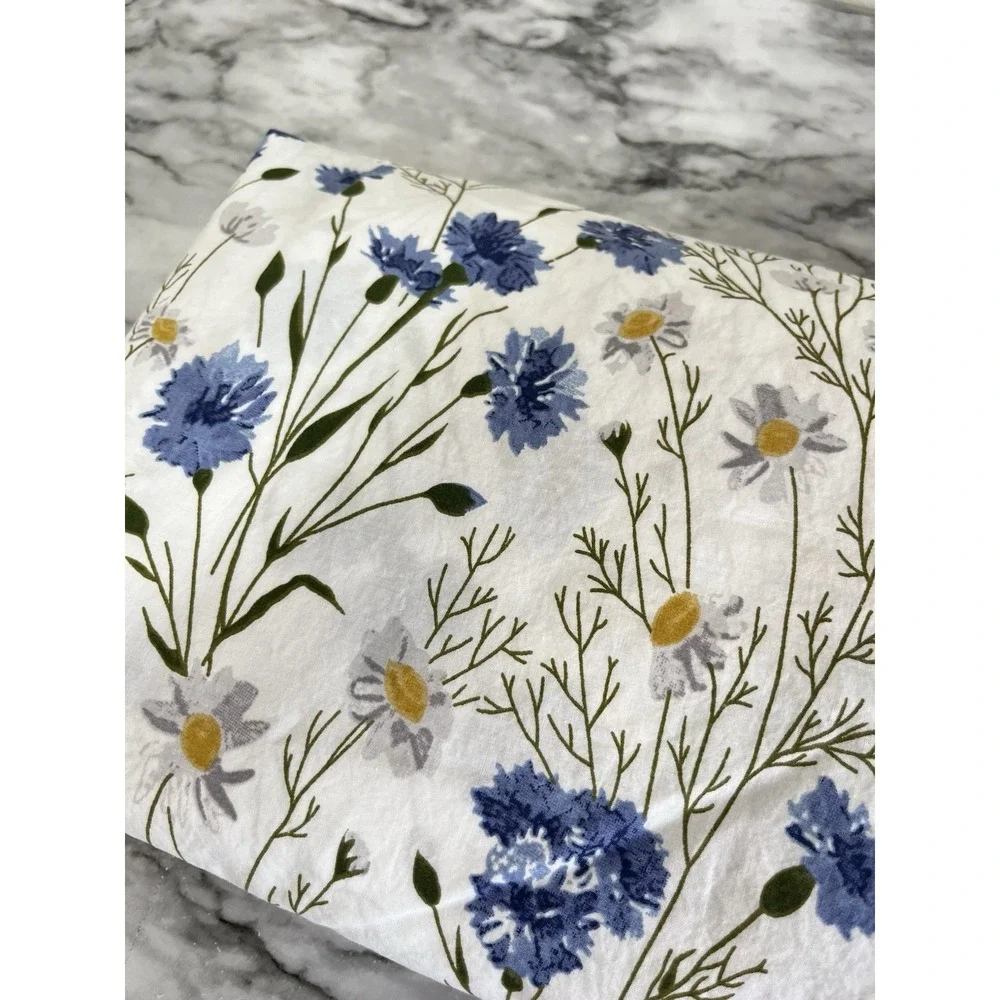 RUVANTI 100% Cotton Flat Sheet Queen Size Cooling Percale Cottage Core Prairie